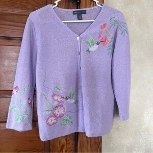 Northern Isles Women’s Lilac Hummingbird Embroidered Spring Sweater Size Large